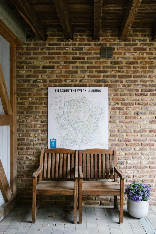 Hoeve De Reetjens - Le Grenier บิลเซน ภายนอก รูปภาพ